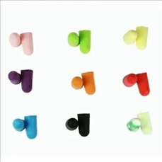 Noise-isolating earplugs in box