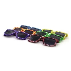 Square Lattice Glasses